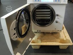 Melag Vacuklav 31 B+