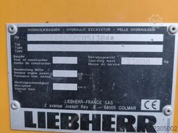 LIEBHERR R922