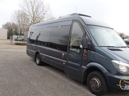 MERCEDES-BENZ Sprinter 516 21 Sitze mit großem Gepäck