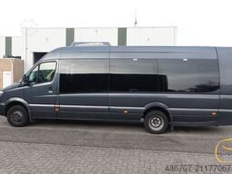 MERCEDES-BENZ Sprinter 516 21 Sitze mit großem Gepäck