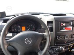 MERCEDES-BENZ Sprinter 516 21 Sitze mit großem Gepäck