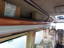 MERCEDES-BENZ Sprinter 516 21 Sitze mit großem Gepäck