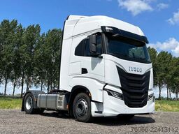 Iveco S-Way AS440S43T/P AT Tractor Head (8 units)
