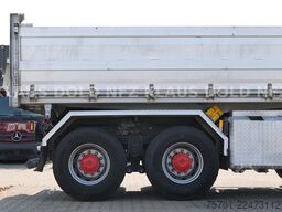 MERCEDES-BENZ Actros 3244 3-Seitenkipper Retar Org 1450000 km