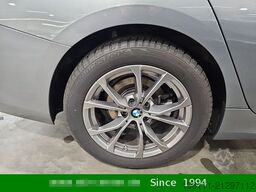 BMW 318 d Touring Navigation  PDC