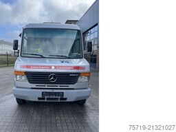 Mercedes-Benz Vario 615 DKA 4x2 Spülwagen