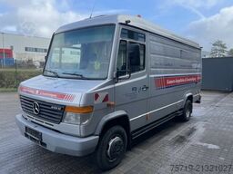 Mercedes-Benz Vario 615 DKA 4x2 Spülwagen