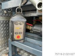 Mercedes-Benz Vario 615 DKA 4x2 Spülwagen