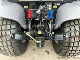 DEUTZ-FAHR 3060 mit Quicke Frontlader *NEU*