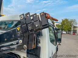 FUSO Canter Pritsche + Kran