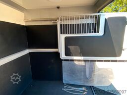 RENAULT Master STX 5 Sitzer Haras ex. Lang Automatik