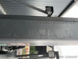 Linde E25-02