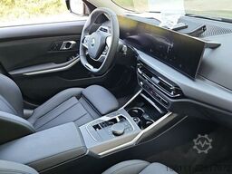 BMW 330 e Touring AHK Abstand Tempomat Keyless
