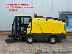 Johnston Bucher Johnston Sweeper CX202 mit EURO 6 Klima