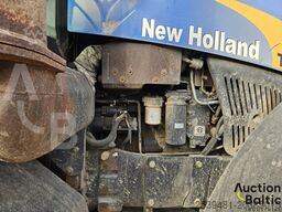 New Holland T 8040
