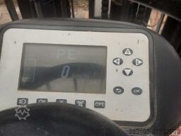 Manitou ME 425 C 2,5 t Elektro