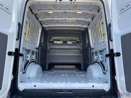 MAN TGE 3.180 L3H2 MIXTO 4x4 AUTOM ACC STANDH SITZH