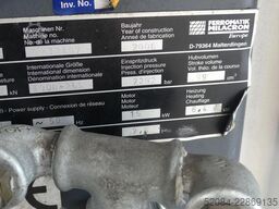 FERROMATIK MILACRON K-TEC 40