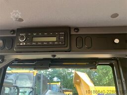 Komatsu WA200-8E0