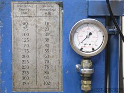 unbekannt Hub 220 mm