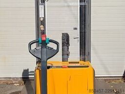 Jungheinrich EJC 216 5.25m / batt 2021