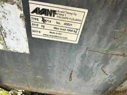 Avant Tecno 640 Hoflader mit Palettengabel und Schaufel