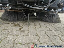 Bucher Bucher CityCat V20 3 Besen System 3.310 BH Klima