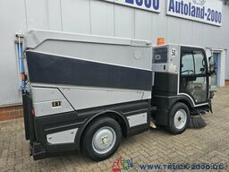 Bucher Bucher CityCat V20 3 Besen System 3.310 BH Klima