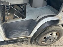 MERCEDES-BENZ Vario 818 / Maxi / Standheizung / Kompressor