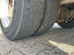 MERCEDES-BENZ Vario 818 / Maxi / Standheizung / Kompressor