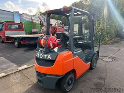 TOYOTA Tonero 02-8FGF25*2,5T*Zinkverstell*3 Meter*2019*