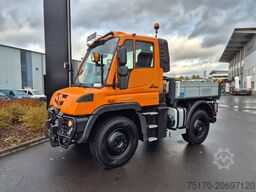 MERCEDES-BENZ U 218 4x4 Winterdienst, Hydrostat, Zapfwelle