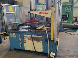 OMERA  Umform Beschneide maschine 