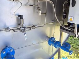 CO2 carbon dioxide gas used storage tank