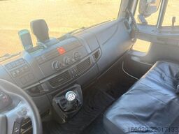 IVECO 140E250 Kipper mit HIAB Kran inklusive Anhänger