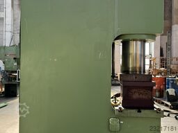 WMW-ZEULENRODA PYE 250 S 1 M