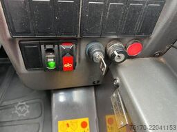Manitou MRT 2150 + / nur 2.463h! / Funk / Gabel