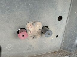 LANGENDORF ALU Kipp-Auflieger mit 3 Achsen ca. 28m³