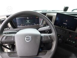 Volvo FM 380 6x2 Geisoleerde bakwagen +Klep 2.000 kg ...
