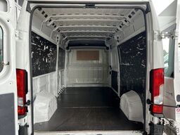 PEUGEOT Boxer L3H2 Pro BlueHDi Navi Kamera 3-Sitzer