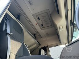 DAF XF 450 FT Space Cab / 593 dkm / Skirts / MX Bra...