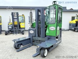 Carretilla retráctil de 4 vías Combilift C3000 DIESEL TRIPLEX 4900 POSITIONER