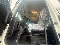 RENAULT K480 8X4 EuromixMTP Kipper