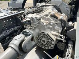 Mercedes-Benz Arocs 2033-A Chassis Cabin (2 units)