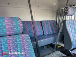 MERCEDES-BENZ 811*Pritsche+Plane*DoKa*11Tkm*AHK*TOP*
