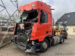 SCANIA R460 Retarder Unfallschaden
