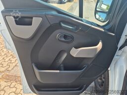 NISSAN NV400 Kastenwagen L2H2 3,5t PRO