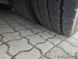 MERCEDES-BENZ LE 530 40+56+1+1