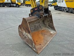 Komatsu PW 200-7H