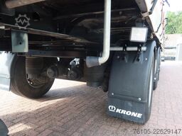Krone N/A SD + kooiaap + stuur as